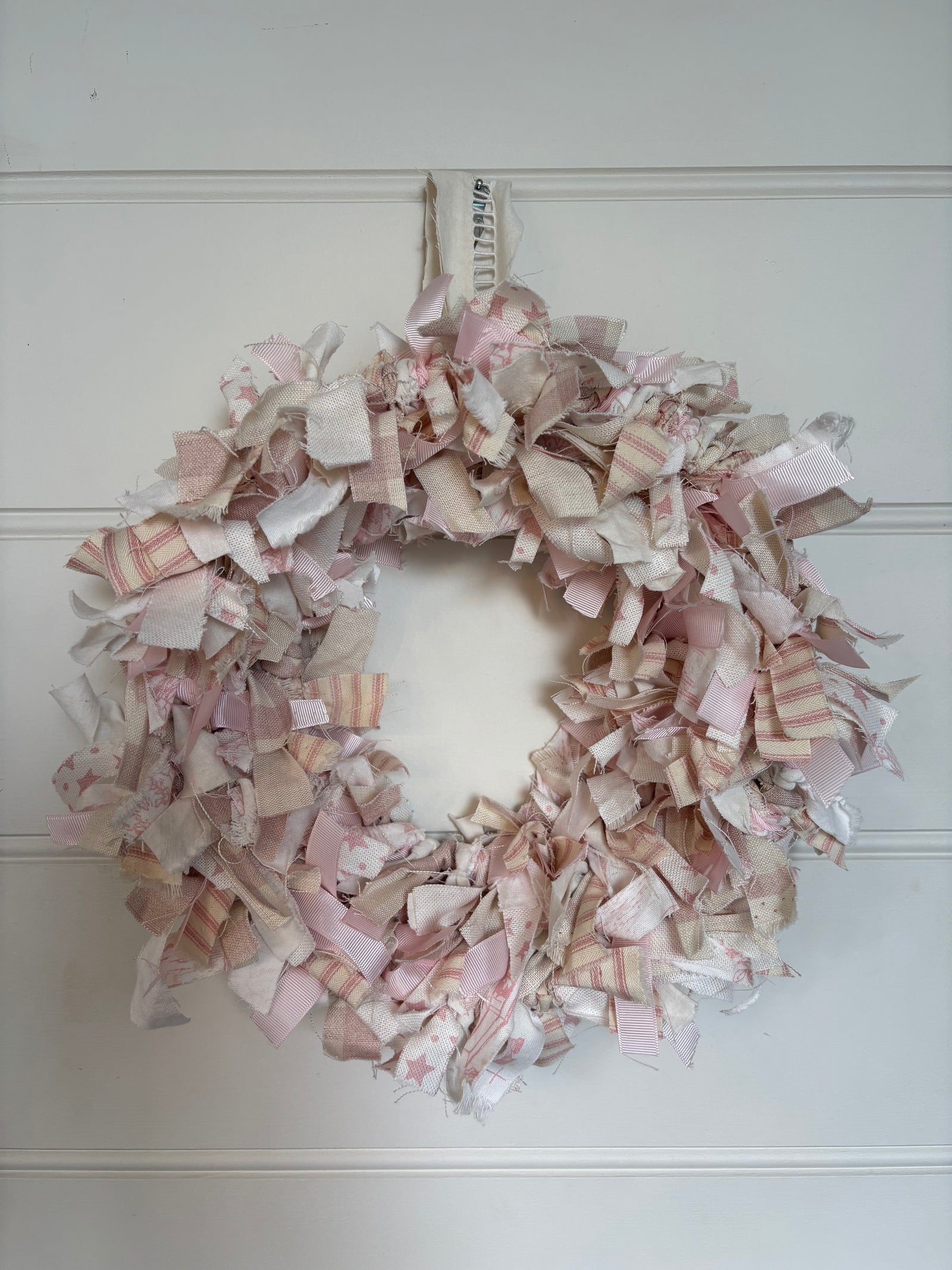 Christmas Rag Wreath - Pinks