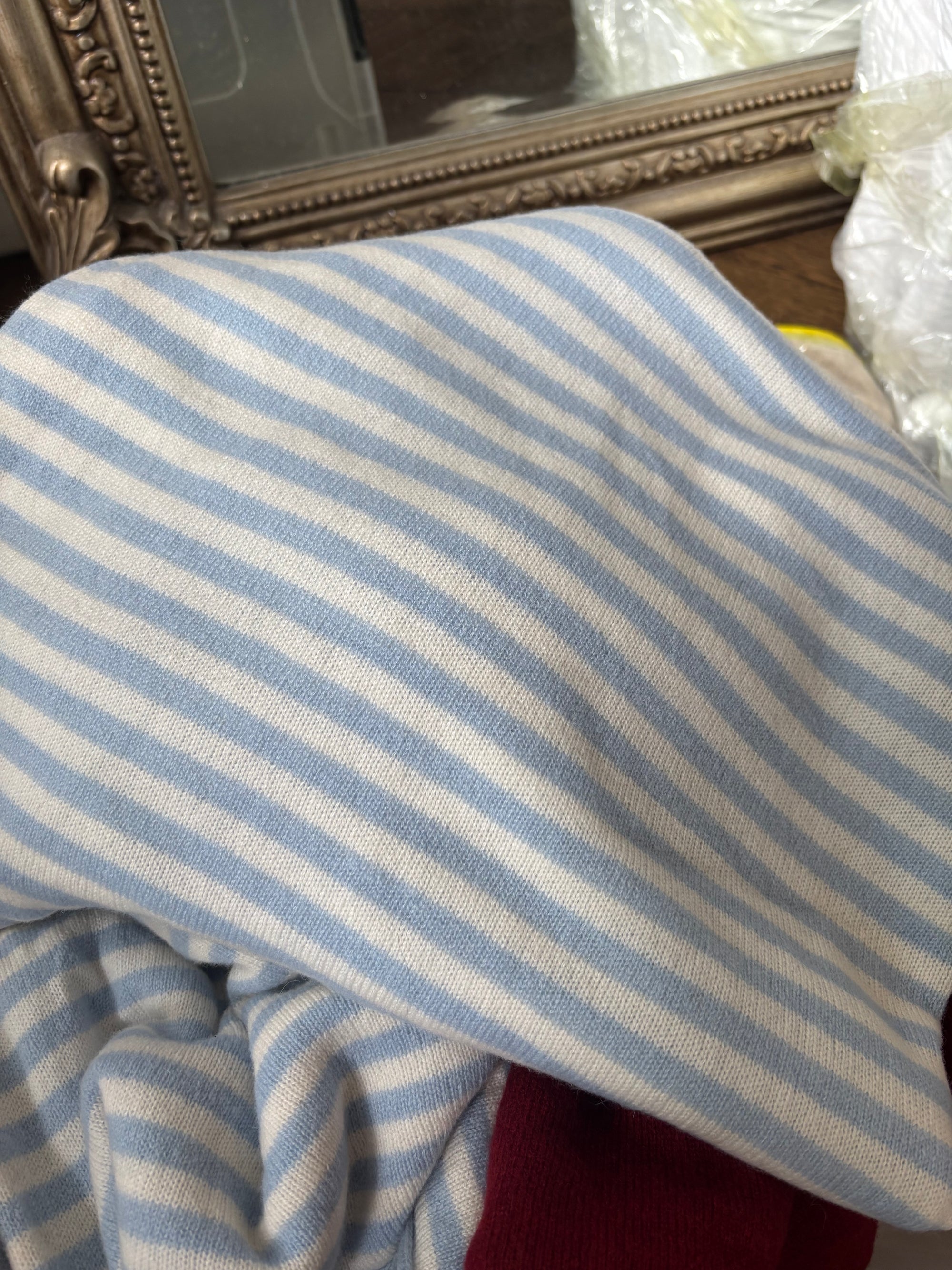 SCA Travelwrap - Pale Blue + White Stripe