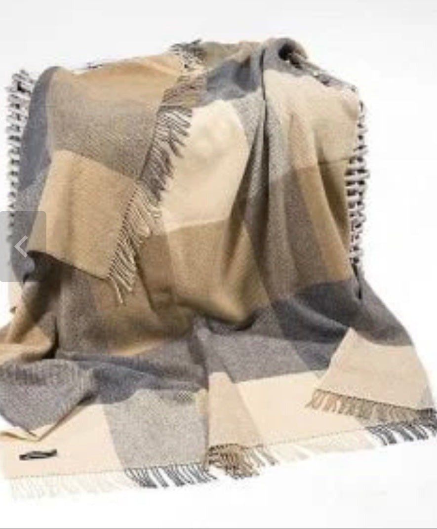 Merino Cashmere Throw - Cream Charcoal Large Block Check