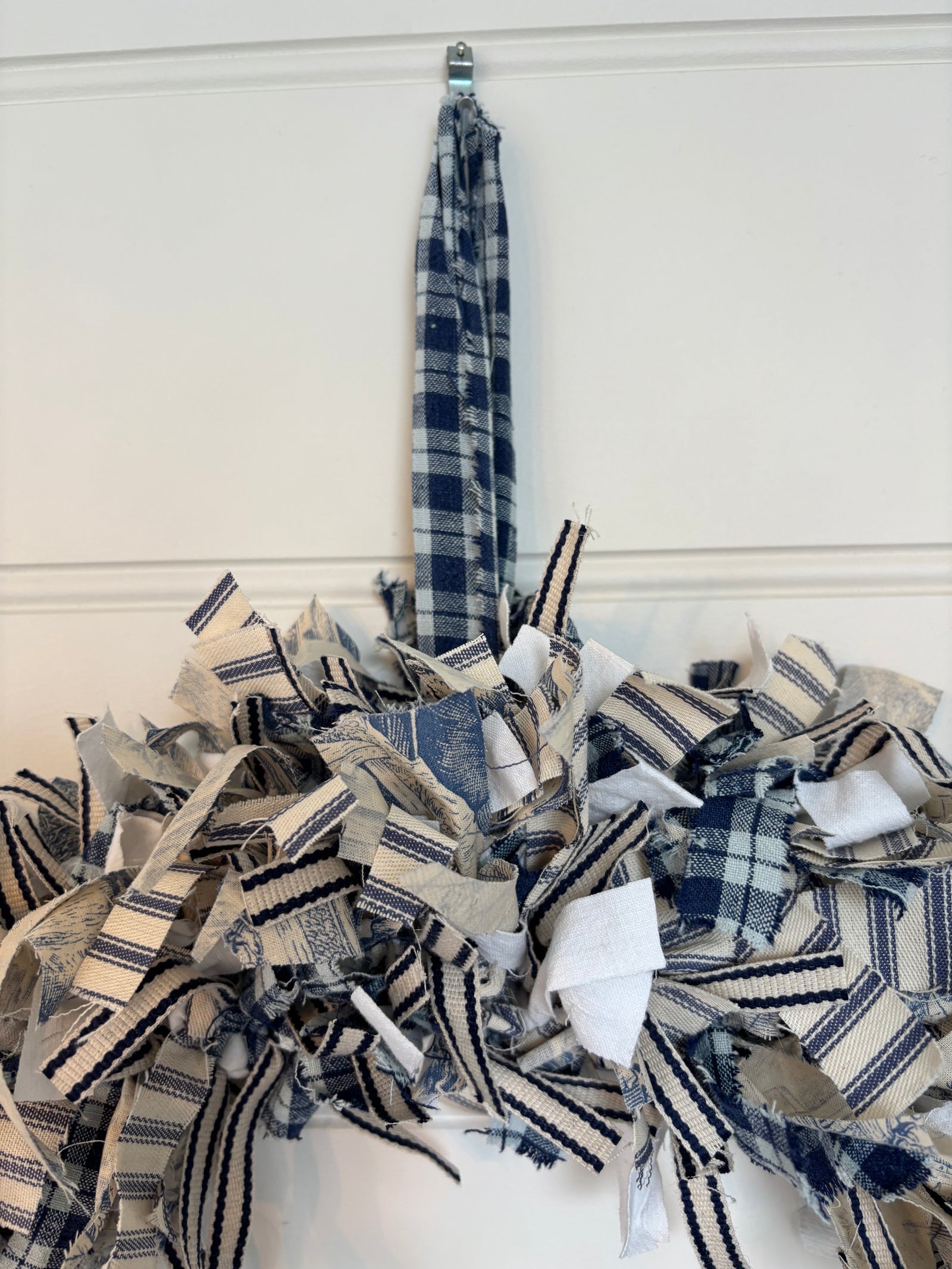 Christmas Rag Wreath - Blues