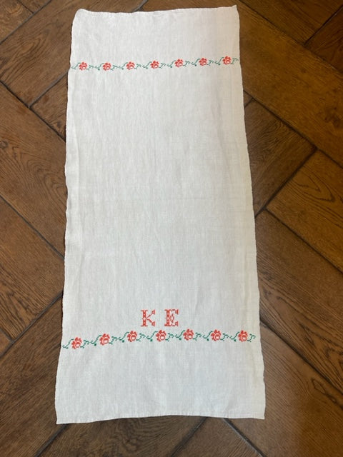 Antique Linen Table Runner - monogrammed 'KE'