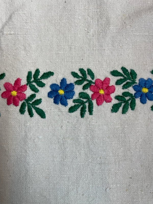 Antique Linen Table Runner - embroidered flowers