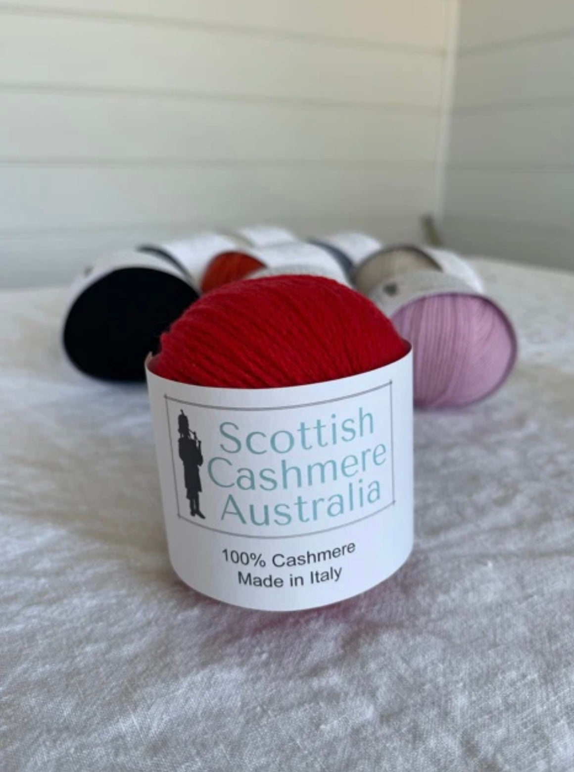 Cashmere hand-warmer crocheting kit