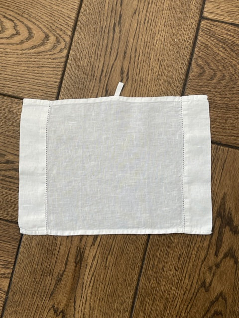 Vintage White Linen Napkins #001