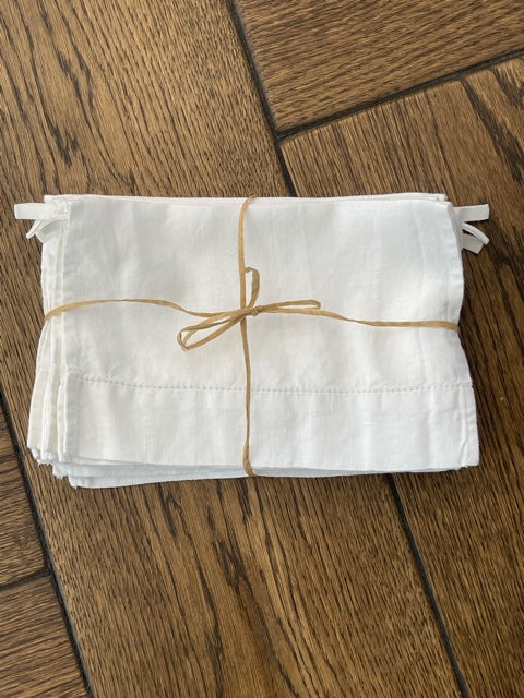 Vintage White Linen Napkins #001