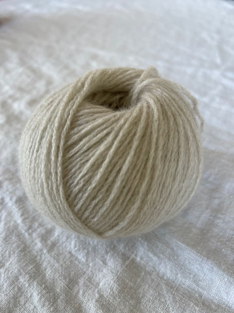 SCA 4-ply Cashmere Knitting Yarn - Natural