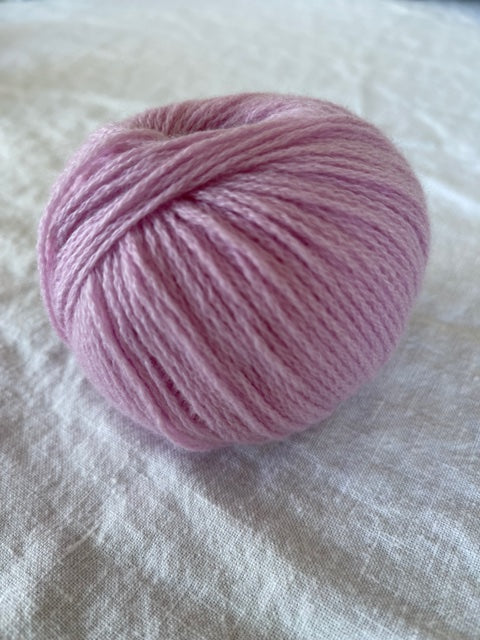 SCA 4-ply Cashmere Knitting Yarn - Pale Pink