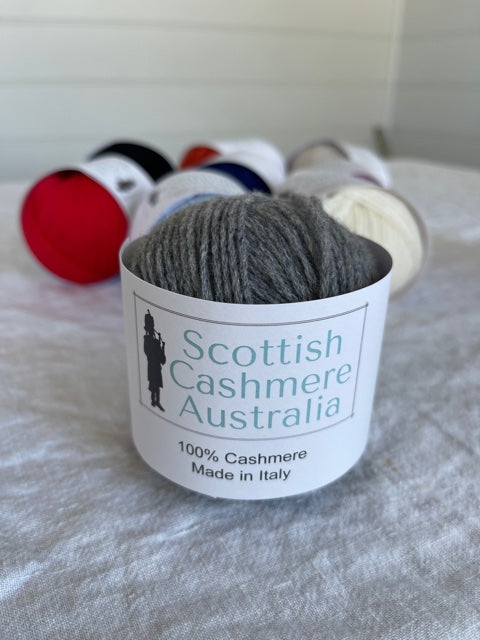 SCA 4-ply Cashmere Knitting Yarn - Mid Grey