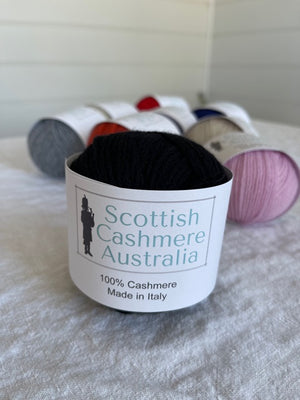 SCA 4-ply Cashmere Knitting Yarn - Black