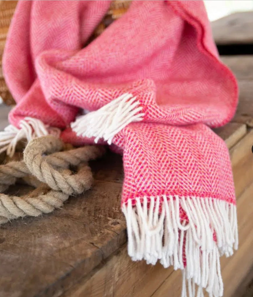 Merino Cashmere Throw - Raspberry Herringbone