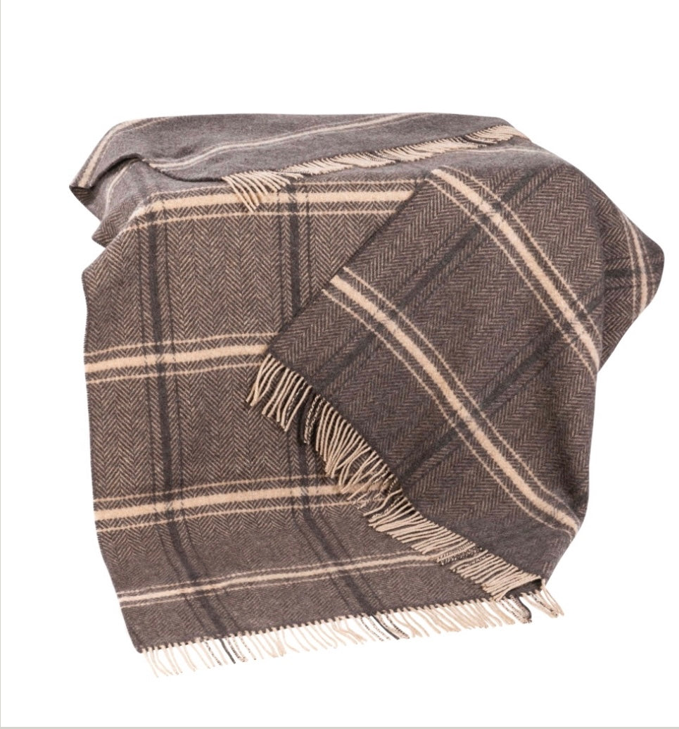 Merino Cashmere Throw - Dark Brown Beige Check