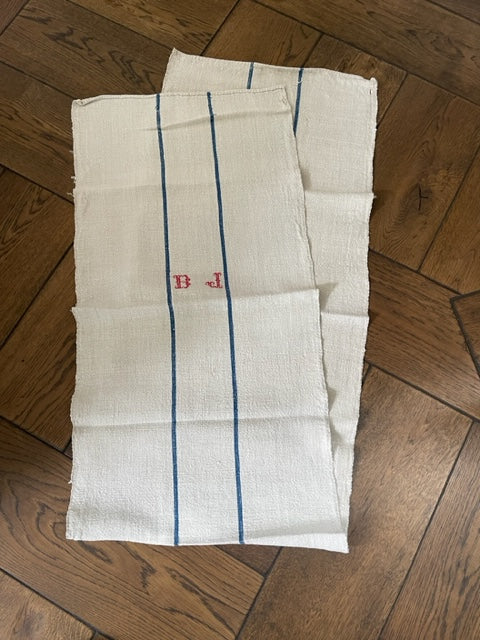 Antique Linen Table Runner - monogrammed 'BJ'