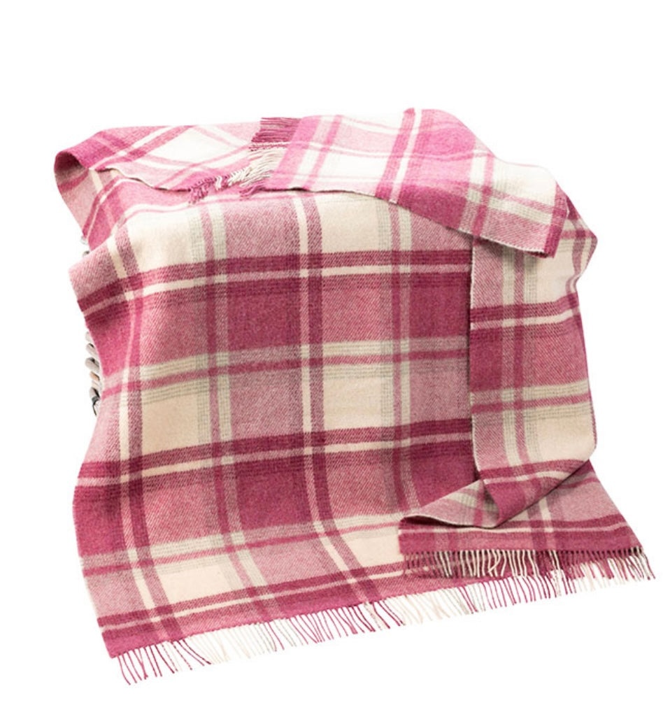Irish Shetland Wool Picnic Blanket - Natural Pink Mix Plaid