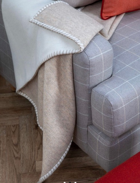 Cashmere/Merino Reversible Blanket Stitched Bed Throw - Ecru / Driftwood