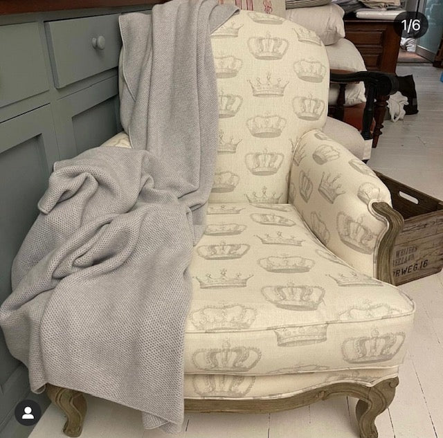 The Crown English Linen Armchair Armchair