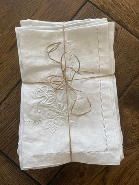 Vintage White Linen Napkins #SB - Set of 11