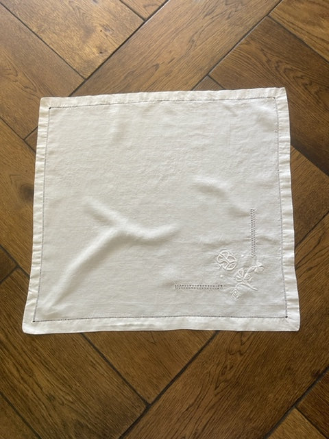 Vintage White Linen Napkins #SB - Set of 11