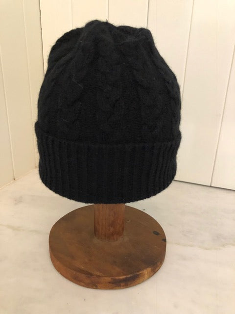 SCA 3-ply Beanies | Black Cable Knit