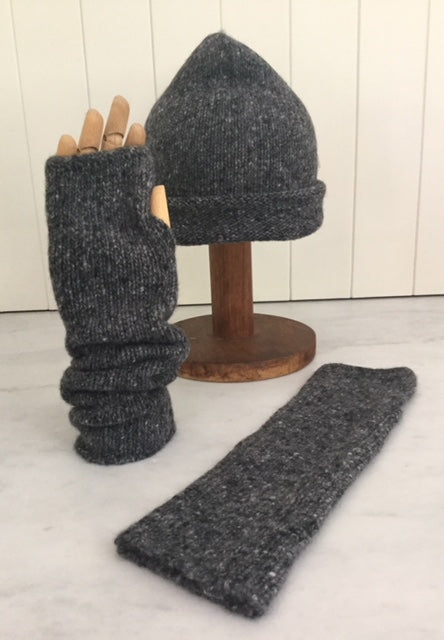 SCA 6-ply Wristwarmer | Donegal Dark Grey