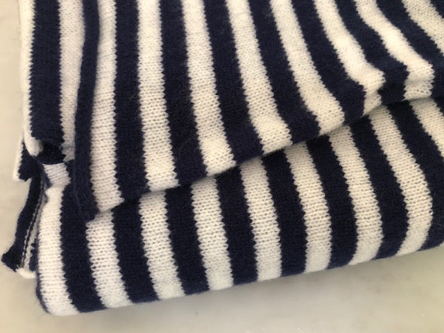 SCA Travelwrap - Navy Blue + White Stripe