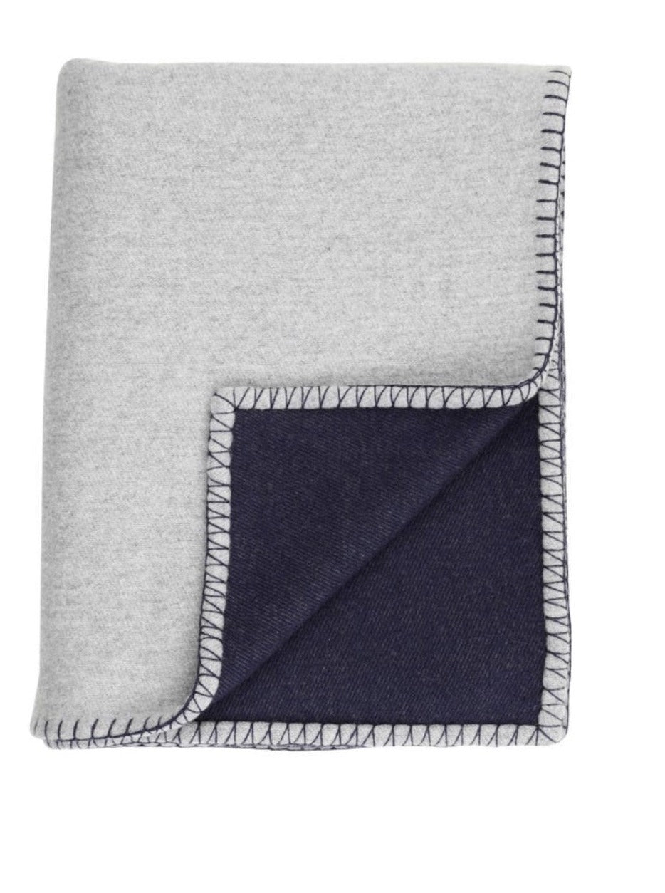 Cashmere/Merino Reversible Blanket Stitched Bed Throw - Silver / Navy