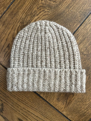 Unisex chunky Donegal Cashmere Ribbed Hat - Light Natural